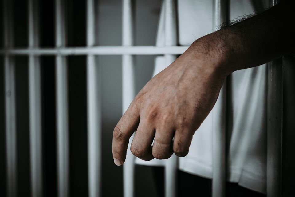 За вбивство знайомого засудили жителя Хмельницького району