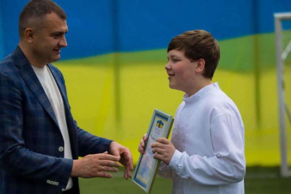 Від 5 до 10 тисяч: учнів з Хмельницького нагородили преміями