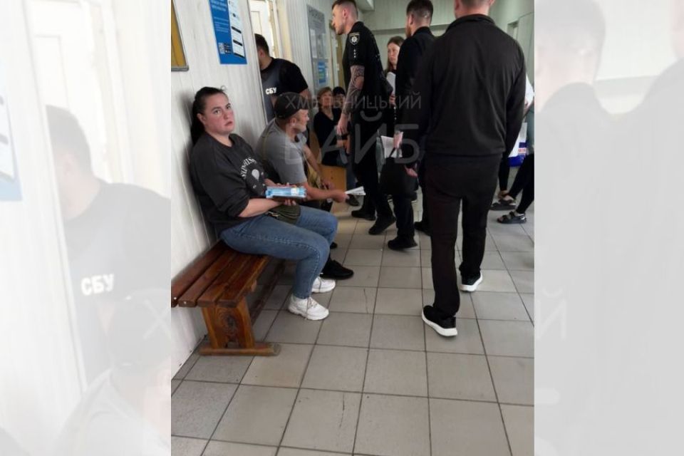Повідомляють про обшуки в лікарнях Хмельницького: що відомо