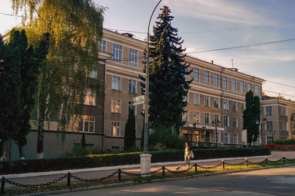 В Хмельницькій ОВА прокоментували об'єднання університетів у Кам'янці-Подільському