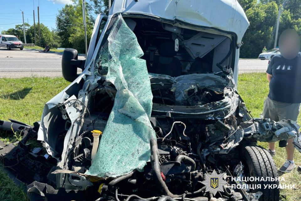 Аварія біля Бокиївки: водій Renault помер в лікарні