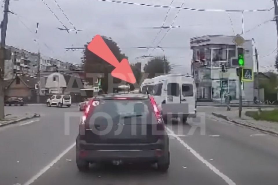 На двох водіїв маршруток у Хмельницькому склали протоколи за порушення ПДР