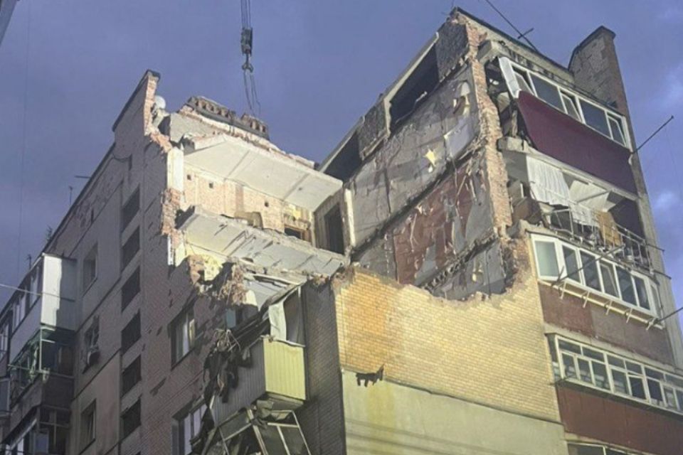 Тіла двох людей знайшли під завалами на Тернопільській