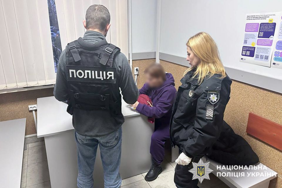 На Хмельниччині затримали іноземку, яку роками розшукували за торгівлю дітьми