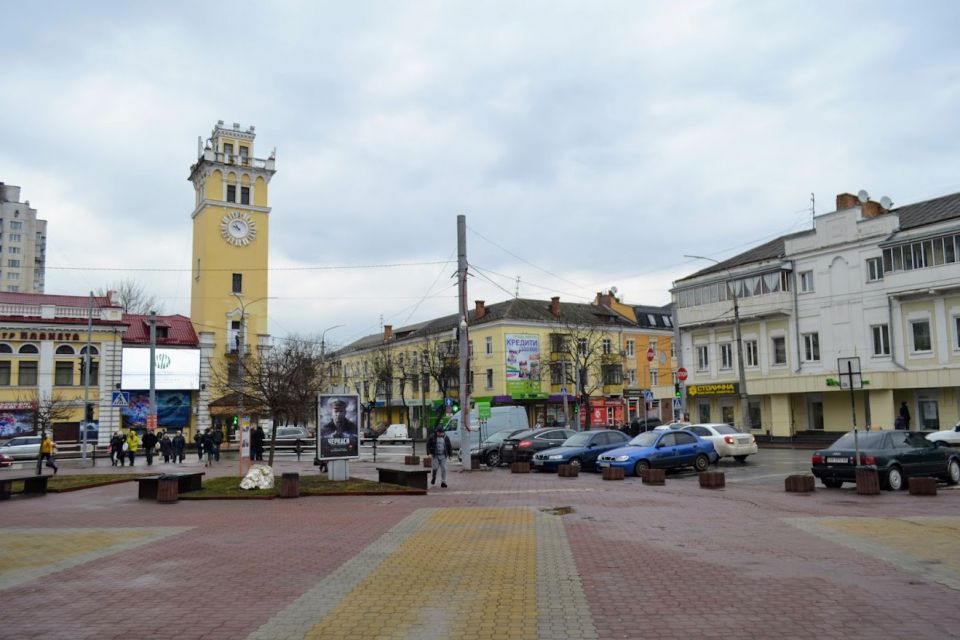 Планові та аварійні відключення світла у Хмельницькому (ОНОВЛЮЄТЬСЯ)