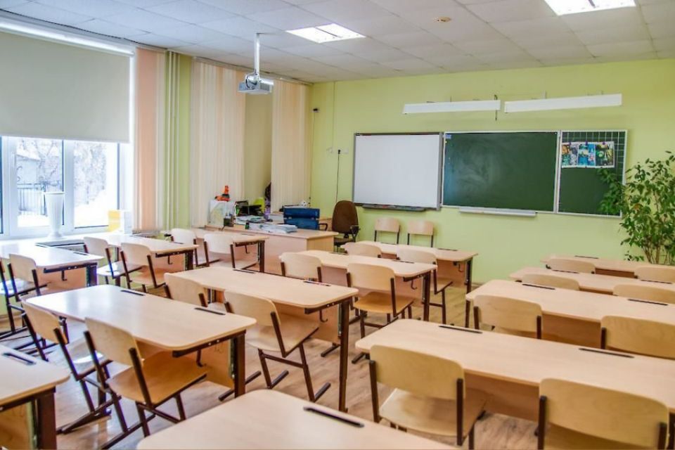 Коли школярі Хмельницької громади підуть на зимові канікули