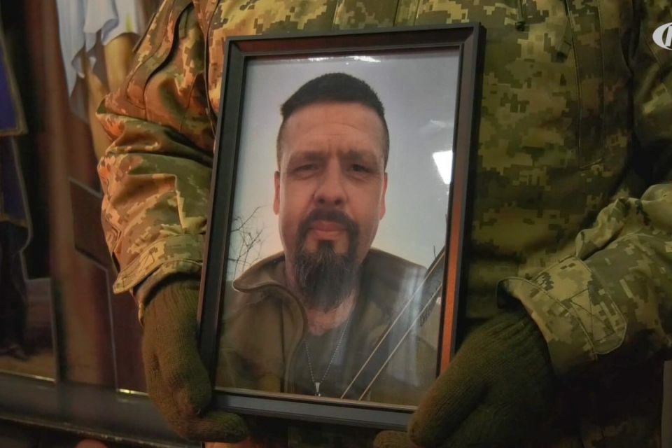 У Хмельницькому попрощалися з померлим військовим Дмитром Чабановим