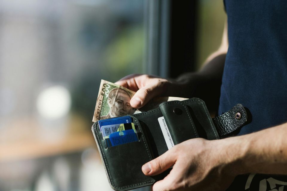 На Хмельниччині батько судився, щоб повернути сплачені сину аліменти