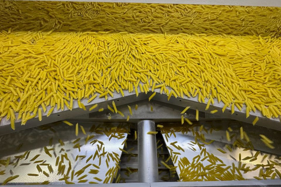 «Тая» вже не та що раніше: що насправді відбувається за стінами Хмельницької макаронної фабрики (новини компаній)