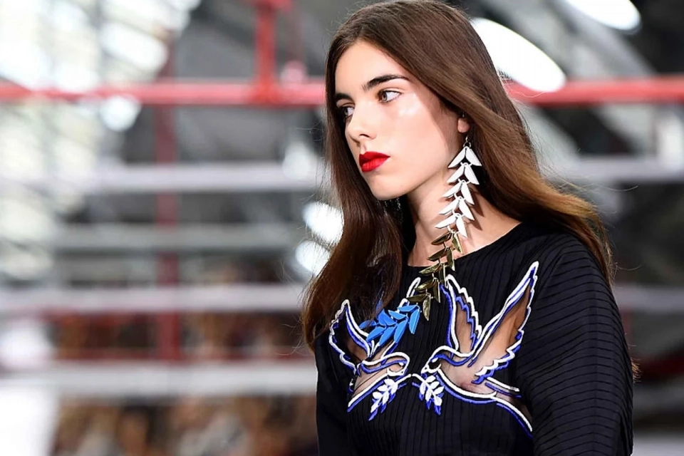 Маніфест індивідуальності: моносережки та кафи як головний інструмент самовираження (новини компаній)