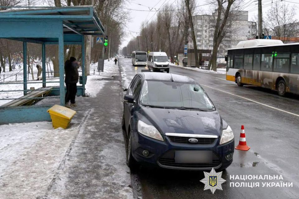 В Гречанах Ford збив 78-річного чоловіка на «зебрі»