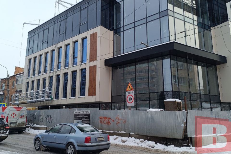 Будівництво депутата-мільйонера на Свободи під питанням: що відомо?