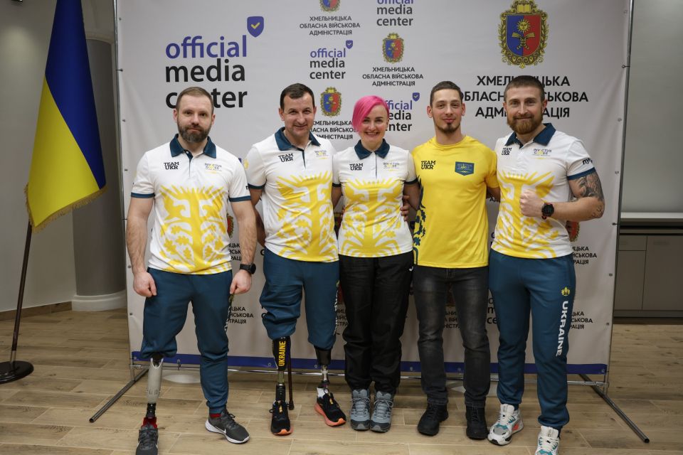 Президент нагородив орденами ветеранів з Хмельниччини