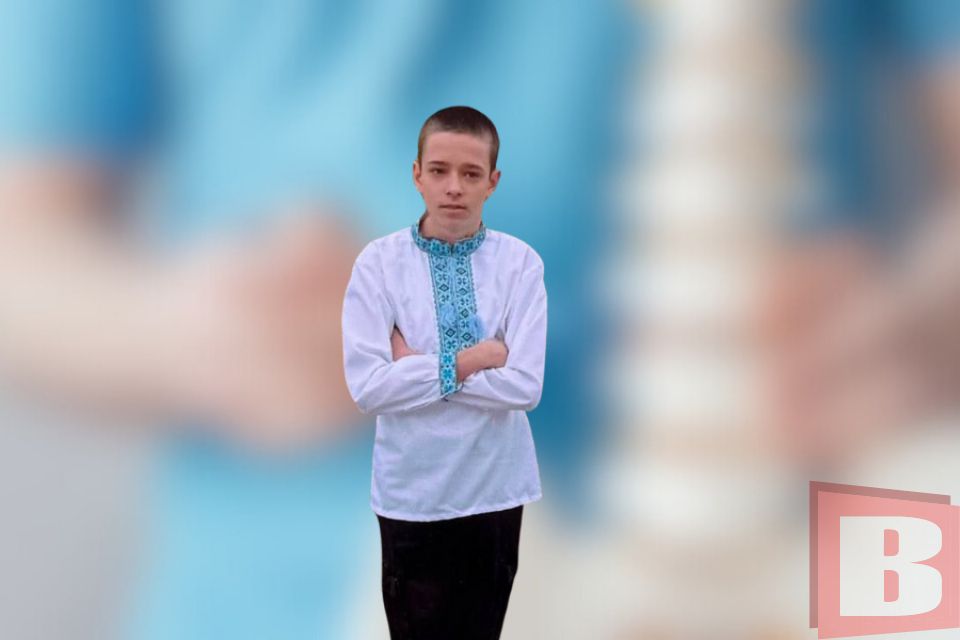 Загроза паралічу в 15 років: Кирило з Хмельниччини потребує допомоги