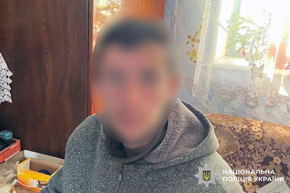 З картки матері зниклого воїна викрали 470 тисяч грн: підозрюють мешканця Хмельниччини