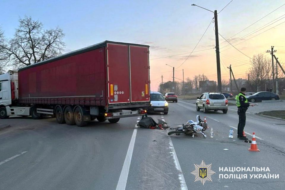 ДТП з мотоциклістом на Бандери: у поліції розповіли деталі