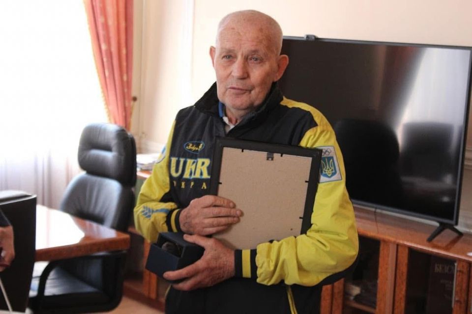 Хмельницький втратив відомого тренера з боксу: не стало Анатолія Чумакова