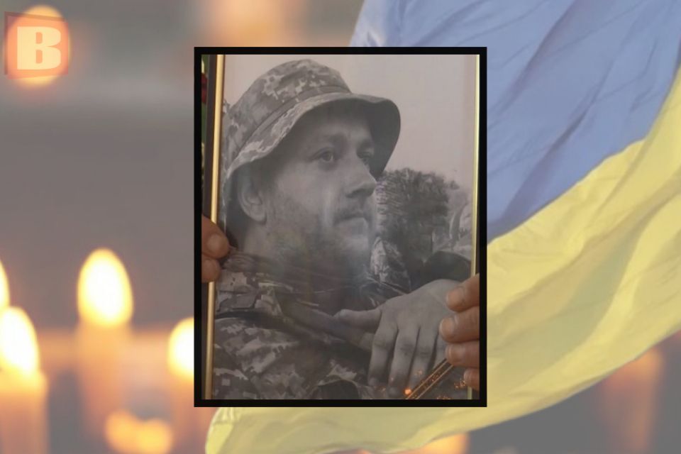 Родина чекала понад рік: у Хмельницькому попрощалися з морпіхом Романом Семенчуком