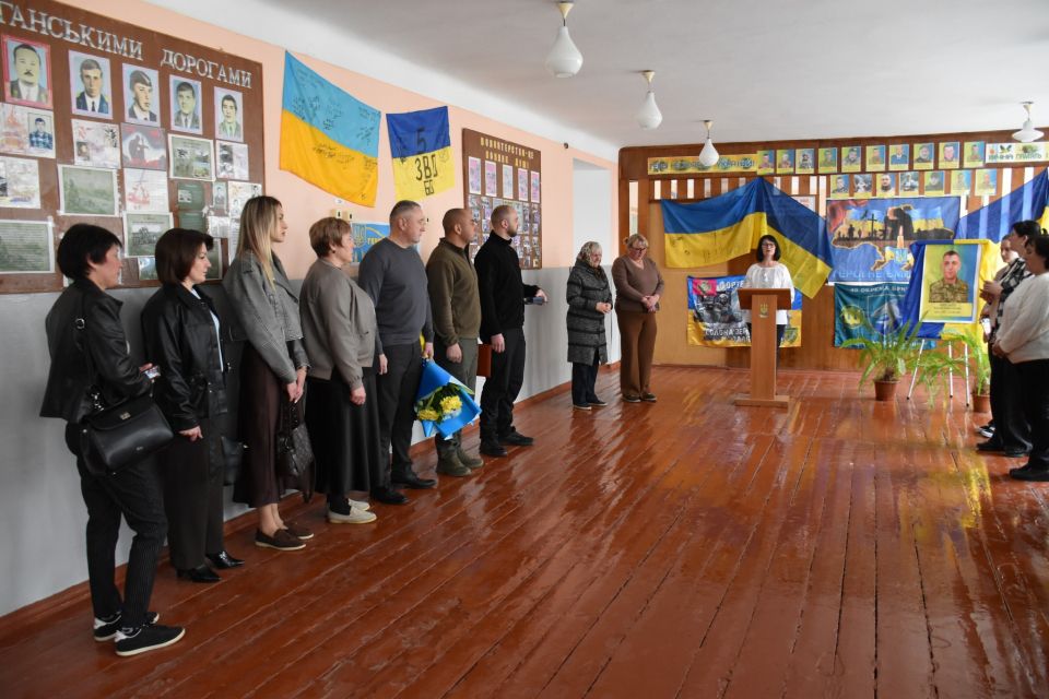За поранення і посмертно: на Хмельниччині відзначили військових (ІМЕНА)