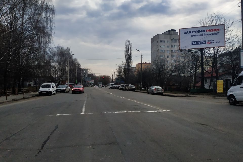 Перекриють вулицю Прибузьку 25 квітня: як курсуватиме транспорт