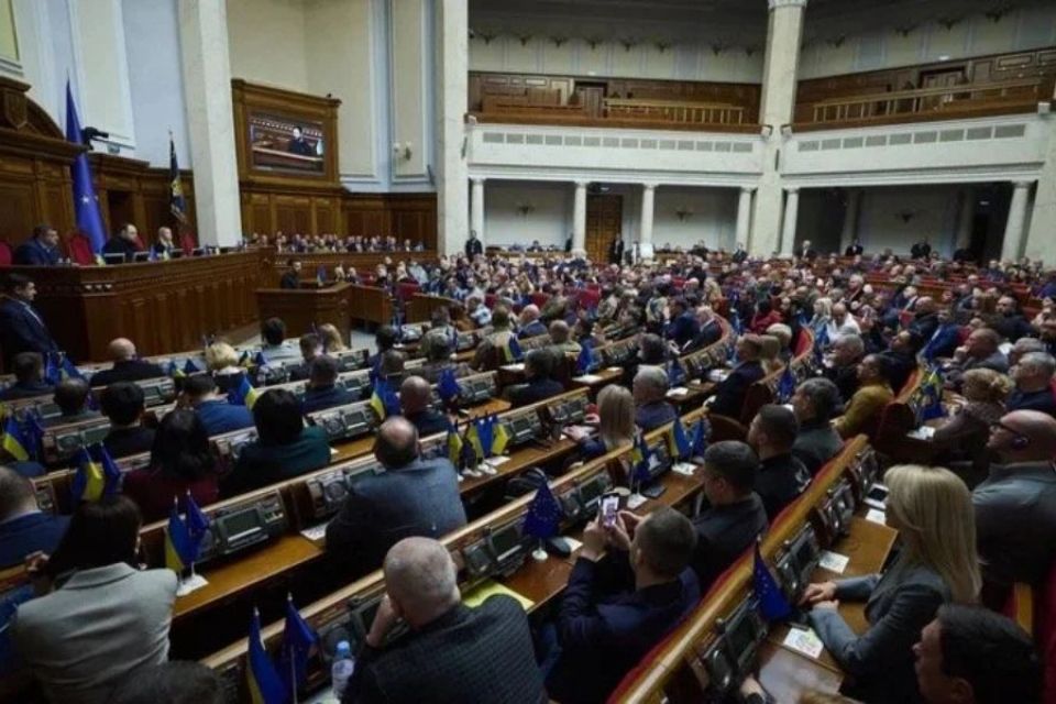 Як нардепи з Хмельниччини голосували за продовження мобілізації та воєнного стану