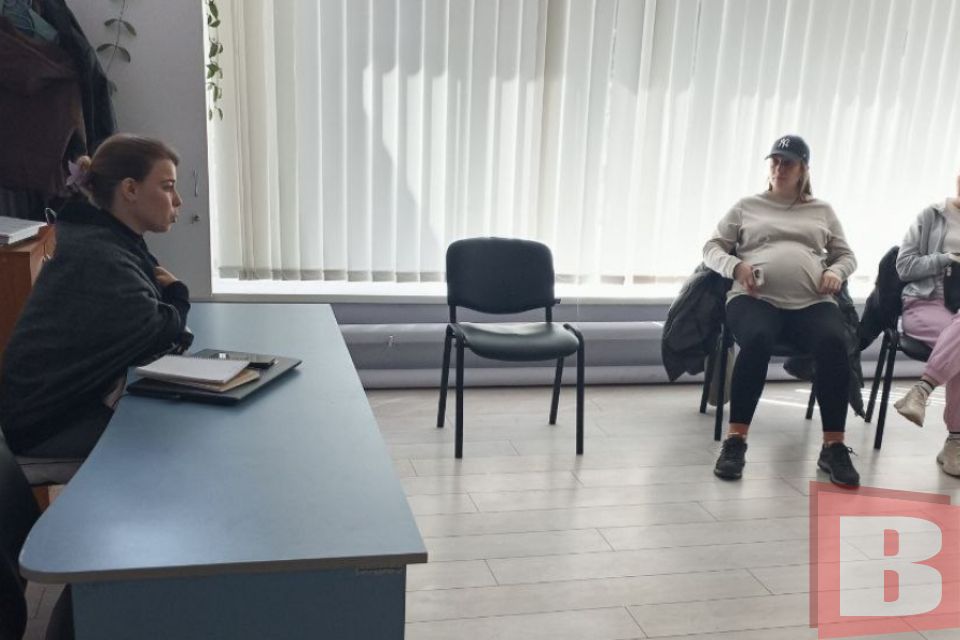 «Школа для вагітних» у Хмельницькому:  де працює і чому навчають