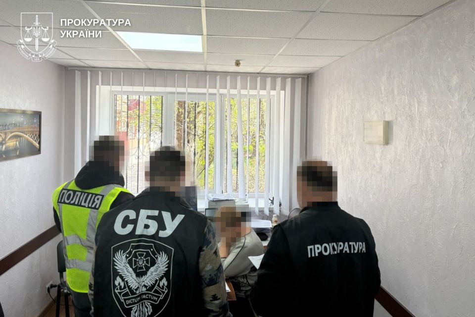 На будинку для ВПО у Хмельницькому районі розтратили мільйони: у справі нові підозри