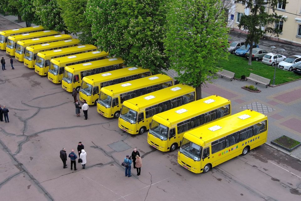 Дев’ять нових автобусів замовили для шкіл Хмельниччини