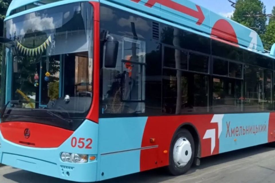 Через ремонт дороги на Зарічанській, тролейбуси курсуватимуть за іншими маршрутами