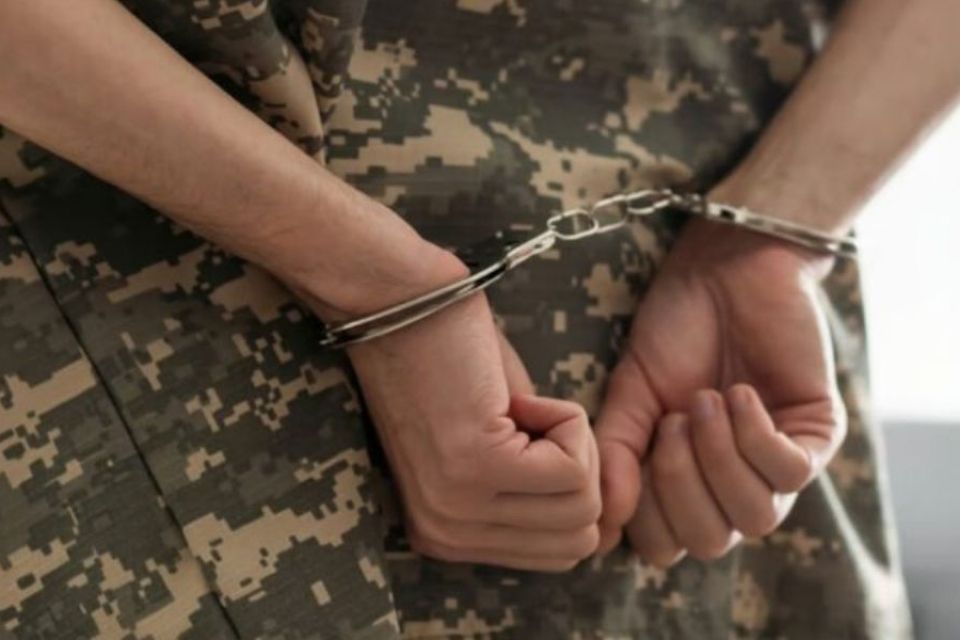 У Хмельницькому військовий погрожував ножем поліцейським: суд виніс вирок