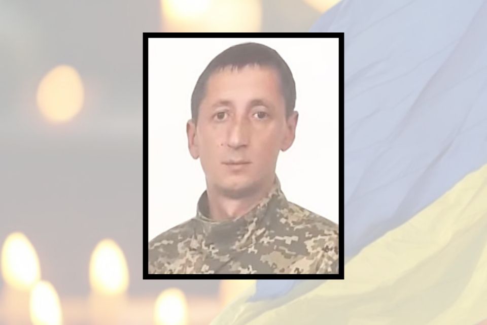 Загинув під час першого бойового виходу: хмельничани попрощались із Артемом Грошем