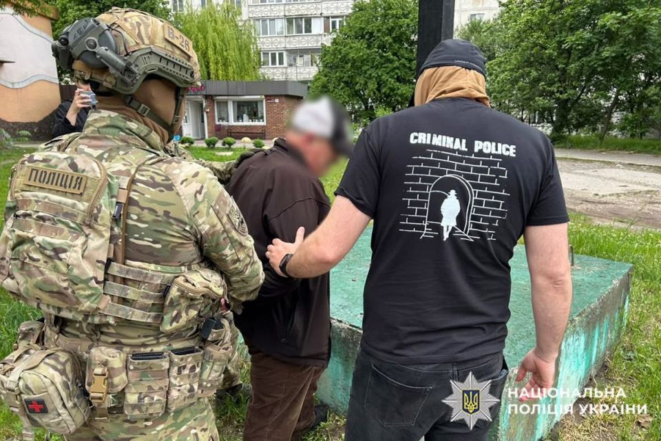 У Хмельницькому колишнього психолога підозрюють у збуті метадону наркозалежним