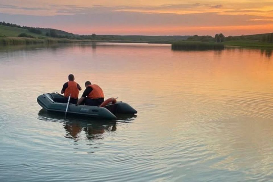 На Шепетівщині у ставку потонули дві людини: серед них дитина