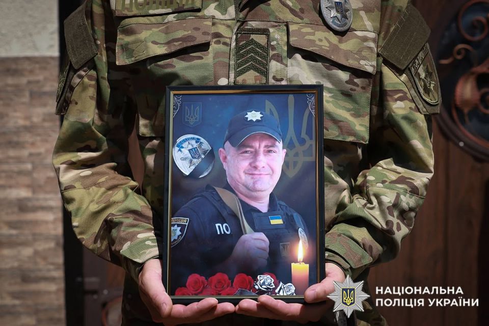 На Хмельниччині попрощалися із поліцейським Ігорем Мельником