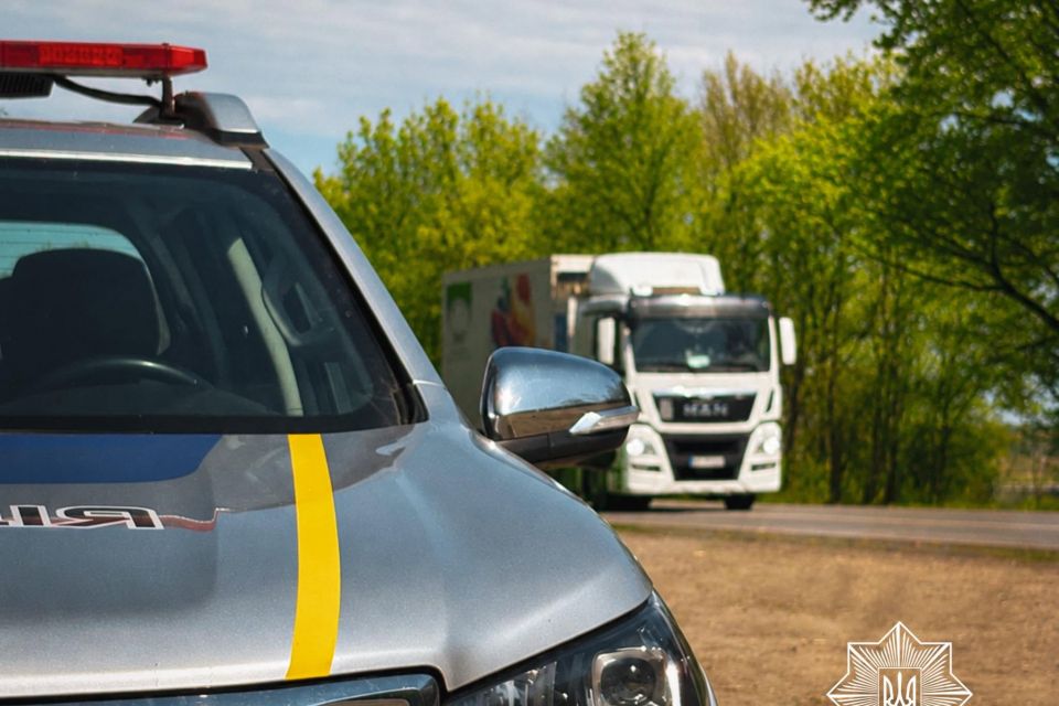 На Хмельниччині через спеку запровадили обмеження для вантажівок