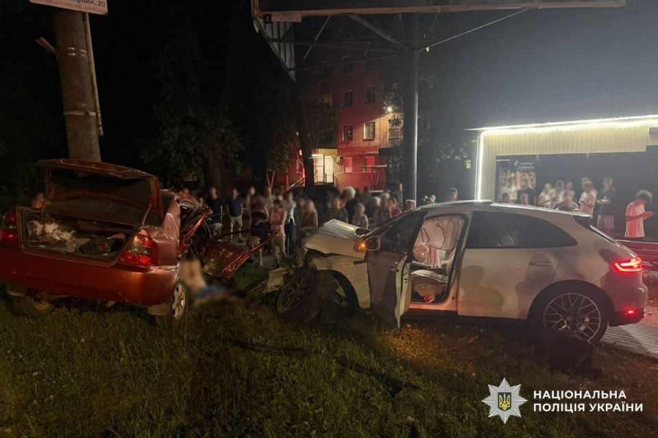В ДТП на проспекті Миру загинуло двоє людей: деталі від поліції