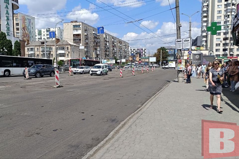 Які маршрути будуть на новій зупинці біля «Либідь Плази» (ІНФОГРАФІКА)
