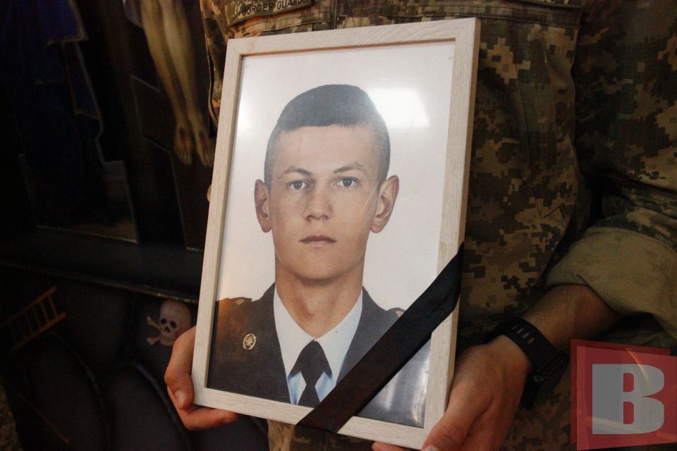 Тіло було в полоні у росіян: попрощалися з Миколою Михайленком