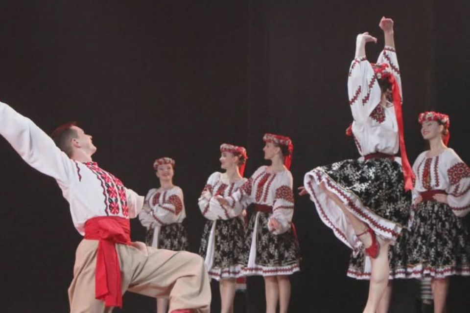 В Молодіжному парку відбудеться концерт «Квіт Подільського танцю»