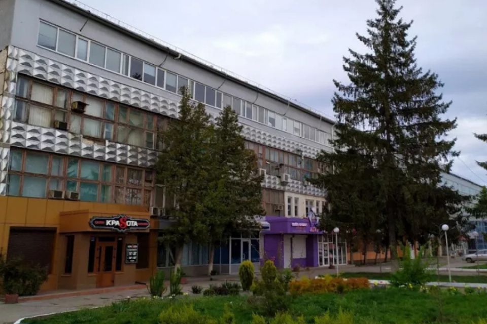 Головний центр термопластобудування Європи: історія хмельницького заводу-гіганта в Гречанах