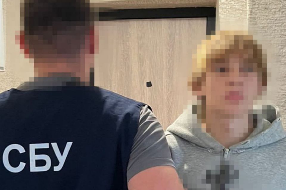 Житель Славути передавав росіянам геолокації для обстрілів