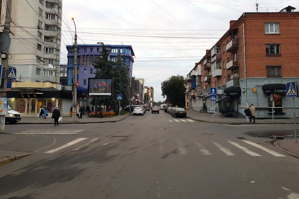 Ще на двох вулицях у центрі буде платне паркування