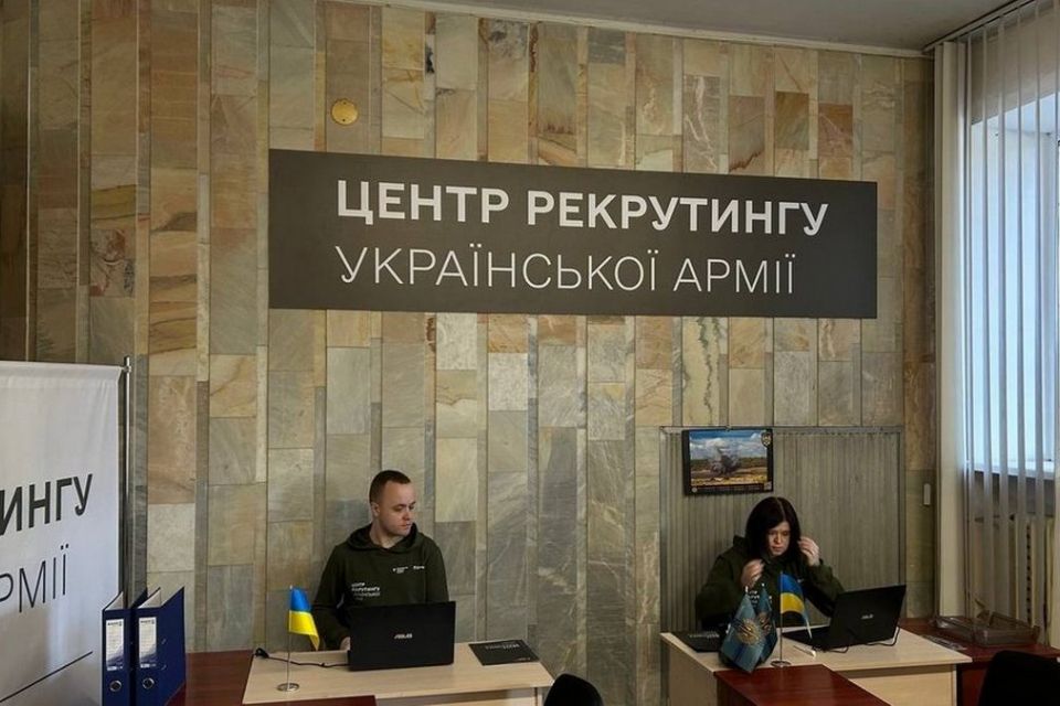 У Хмельницькому відкрився центр рекрутингу Сухопутних військ
