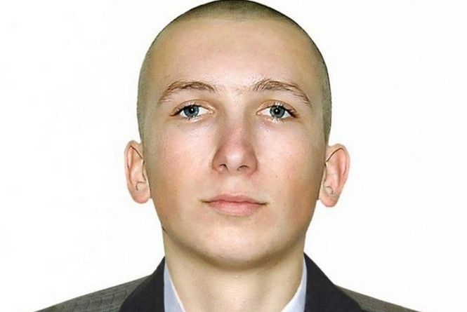 На Хмельниччині попрощаються із 18-річним кіборгом, який загинув 6 років тому