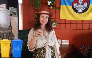 Бізнес і сміття: приклад управління відходами мовної школи і кафе у Хмельницькому