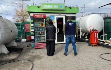 У Хмельницькому викрили нелегальні АЗС
