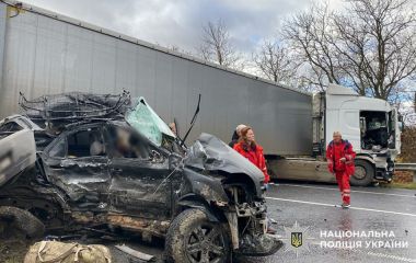 Поблизу Хмельницького сталась смертельна ДТП: рух транспорту обмежено