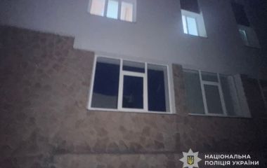 Випав з вікна гуртожитку: у Тернополі помер студент з Хмельниччини