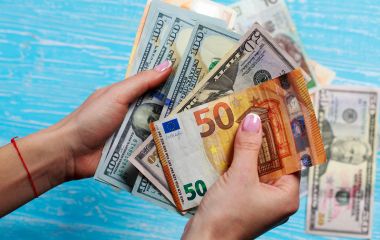 Курс валют у Хмельницькому на сьогодні, 13 грудня (ІНФОГРАФІКА)