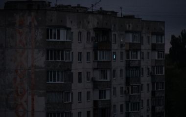 Чому на Хмельниччині вимикають світло частіше, ніж в інших регіонах: пояснення обленерго